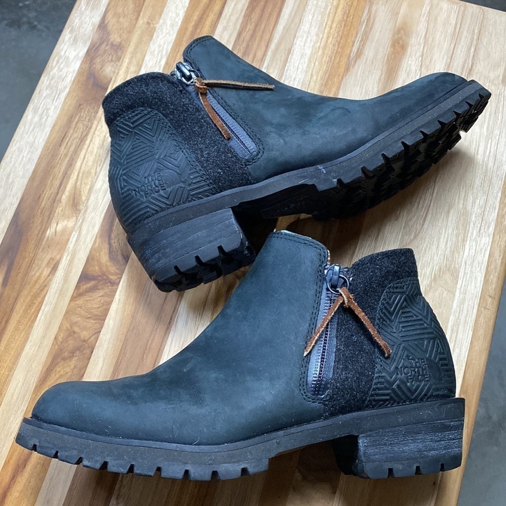 The North Face Women’s Bridgeton Booties / Size-5